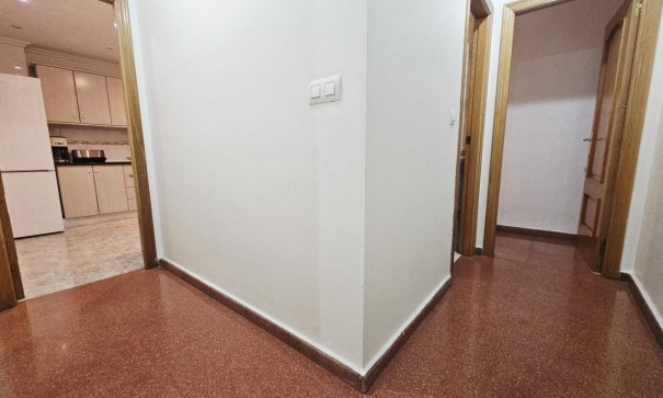 Venta - Apartamento piso -
Torrevieja - Estacion de autobuses