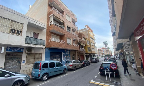 Venta - Apartamento piso -
Torrevieja - Estacion de autobuses
