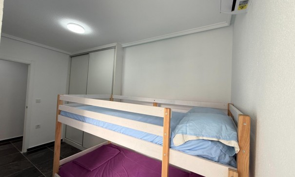 Herverkoop - Apartement Flat -
Torrevieja - Center