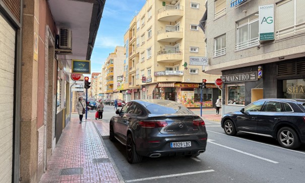 Herverkoop - Apartement Flat -
Torrevieja - Center