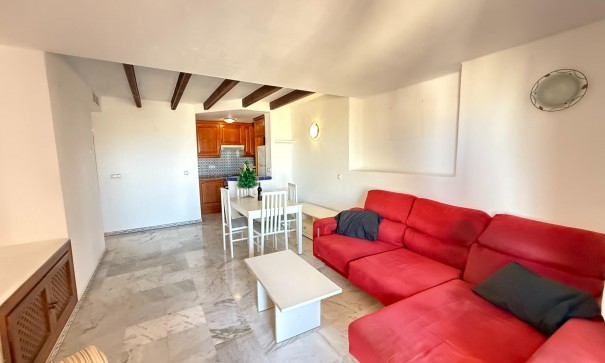 Revente - Appartement -
Torrevieja - Aldea del mar