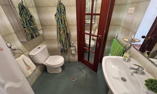 Återförsäljning - Radhus -
Algorfa