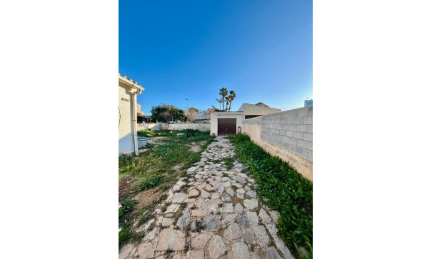 Venta - Chalet Independiente -
Torrevieja - Aguas Nuevas