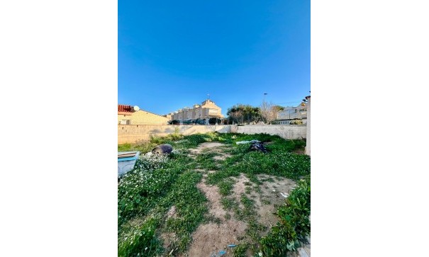 Venta - Chalet Independiente -
Torrevieja - Aguas Nuevas