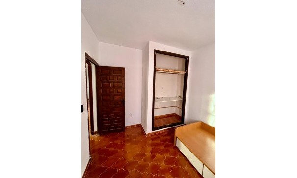 Venta - Chalet Independiente -
Torrevieja - Aguas Nuevas