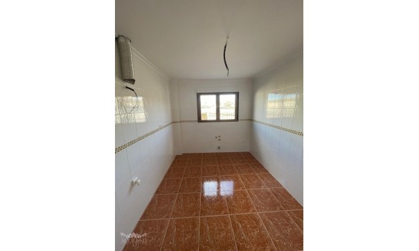 Revente - Maison de ville -
Pinoso - Pinoso Alicante