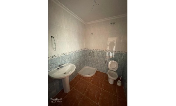 Revente - Maison de ville -
Pinoso - Pinoso Alicante