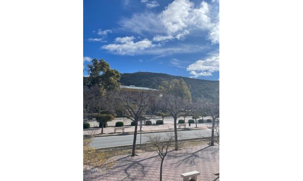 Revente - Maison de ville -
Pinoso - Pinoso Alicante