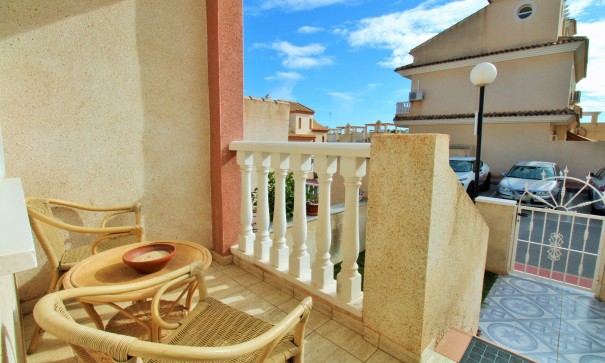 Venta - Apartamento piso -
Villamartín