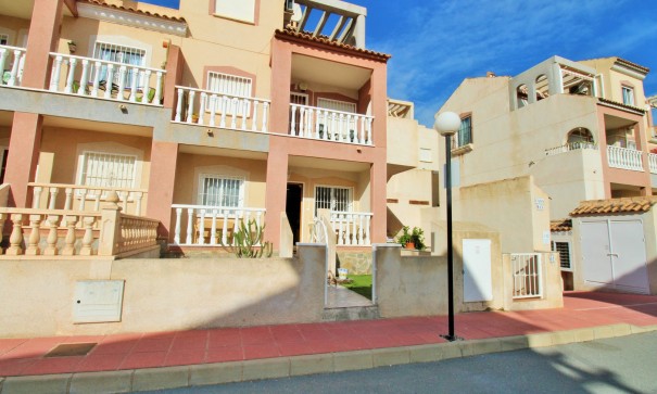 Venta - Apartamento piso -
Villamartín