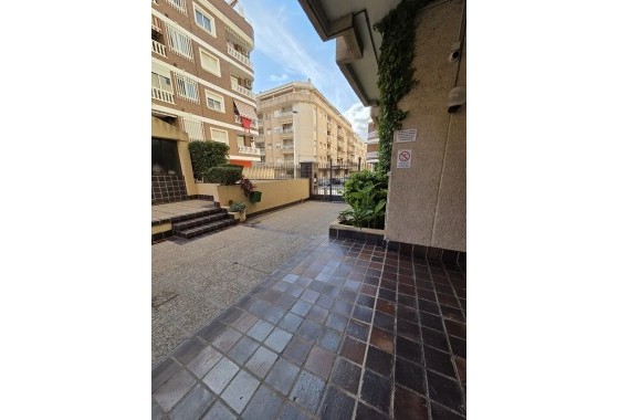 Herverkoop - Apartement Flat -
Torrevieja