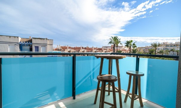 Revente - Appartement -
Torrevieja - Calas Blancas