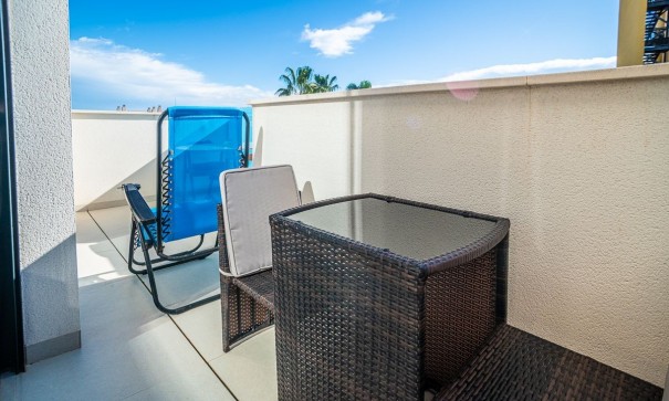 Revente - Appartement -
Torrevieja - Calas Blancas