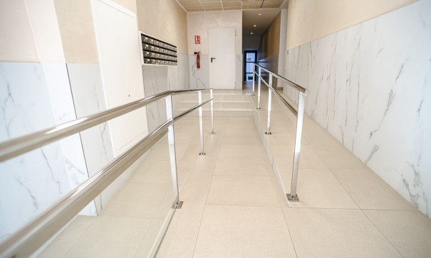 Revente - Appartement -
Torrevieja - Calas Blancas