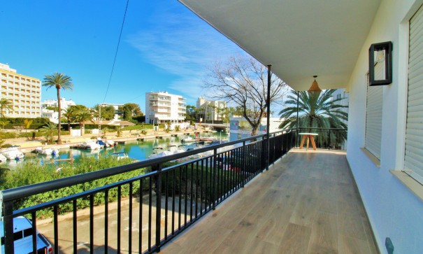 Revente - Appartement -
Jávea