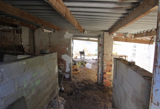 Herverkoop - Vrijstaande Villa -
Petrer