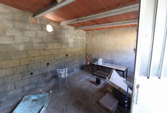 Herverkoop - Vrijstaande Villa -
Petrer