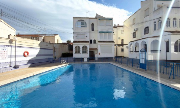 Herverkoop - Apartement Flat -
Torrevieja - El Acequión - Los Náufragos