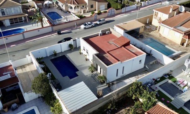 Sale - Detached Villa -
Rojales - Ciudad Quesada