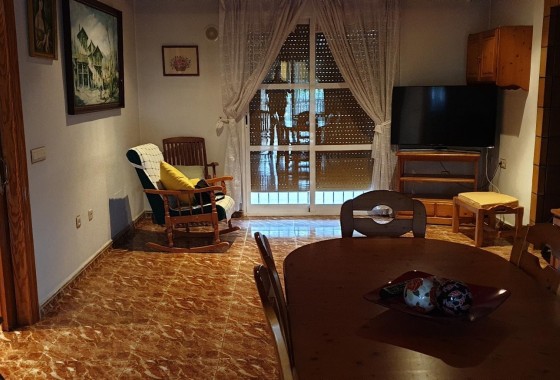 Revente - Villa mitoyenne -
Casillas - CASILLAS