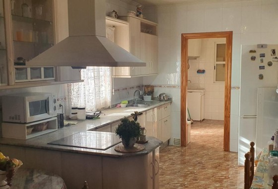 Revente - Villa mitoyenne -
Casillas - CASILLAS