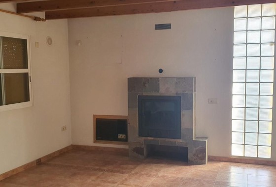 Revente - Villa mitoyenne -
Casillas - CASILLAS