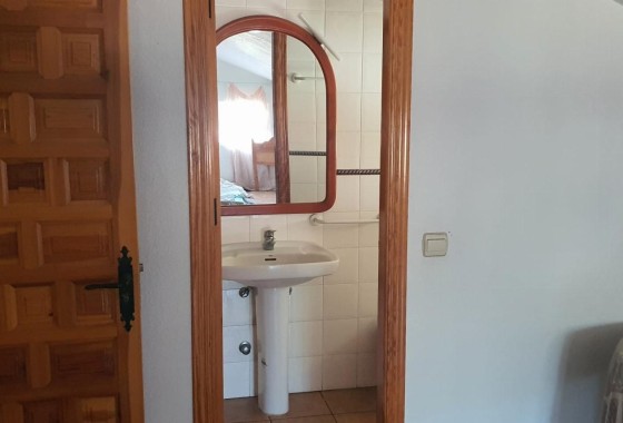 Revente - Villa mitoyenne -
Casillas - CASILLAS