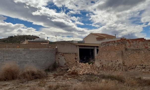 Sale - Plot Land -
Benferri - CENTRO