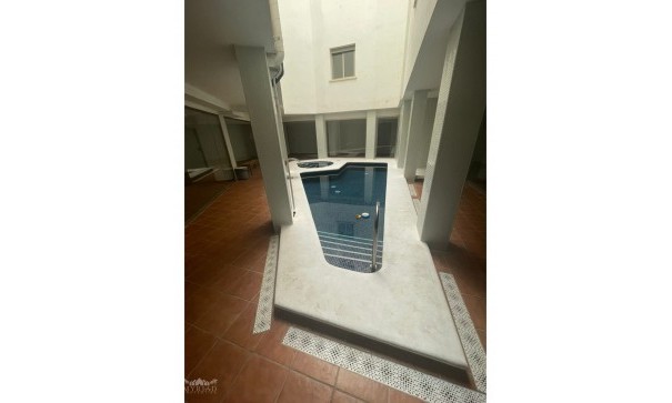 Herverkoop - Apartement Flat -
Pi&ntilde;os - Pi&ntilde;os Alicante