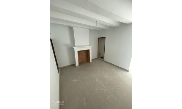 Videresalg - Byhus -
Pinoso - Pinoso Alicante