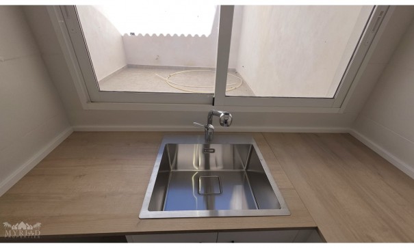 Videresalg - Byhus -
Pinoso - Pinoso Alicante