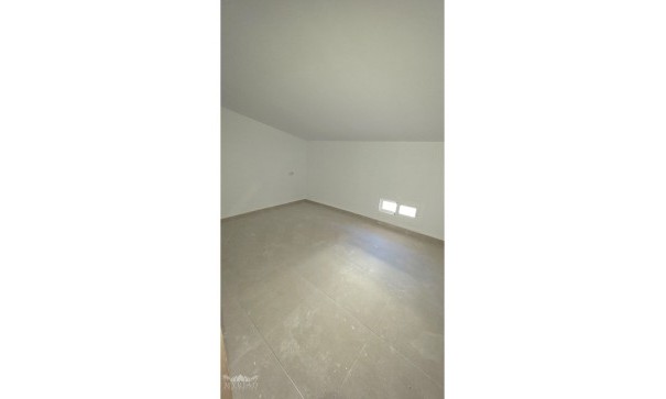 Videresalg - Byhus -
Pinoso - Pinoso Alicante