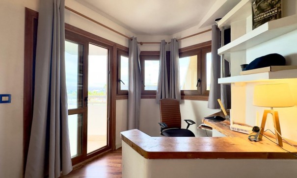 Sale - Apartment Flat -
Torrevieja - La veleta