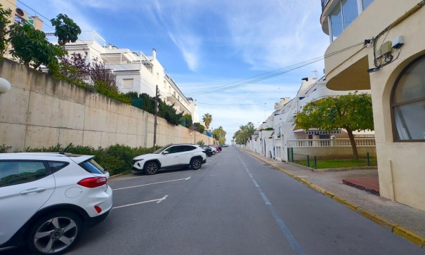 Sale - Apartment Flat -
Torrevieja - La veleta