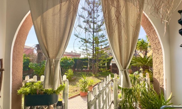 Revente - Villa Individuelle -
Torrevieja - Torreblanca