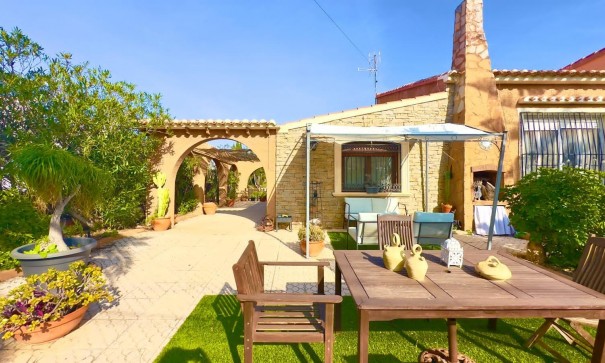Revente - Villa Individuelle -
Torrevieja - Torreblanca