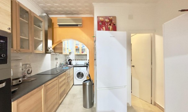 Sprzedaż - Dom miejski -
Torrevieja - La Siesta - El Salado - Torreta