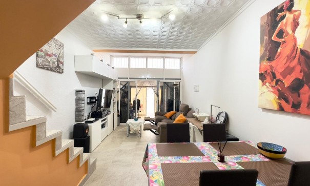 Sprzedaż - Dom miejski -
Torrevieja - La Siesta - El Salado - Torreta