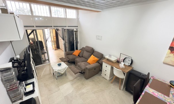 Sprzedaż - Dom miejski -
Torrevieja - La Siesta - El Salado - Torreta