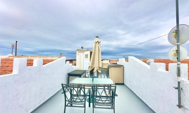 Sprzedaż - Dom miejski -
Torrevieja - La Siesta - El Salado - Torreta