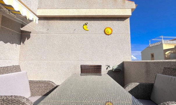 Sprzedaż - Dom miejski -
Torrevieja - La Siesta - El Salado -  Torreta