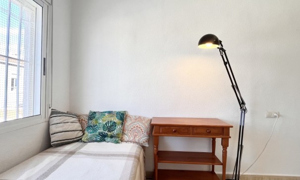 Sprzedaż - Dom miejski -
Torrevieja - La Siesta - El Salado -  Torreta