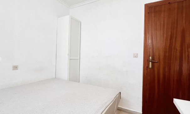 Sprzedaż - Dom miejski -
Torrevieja - La Siesta - El Salado -  Torreta