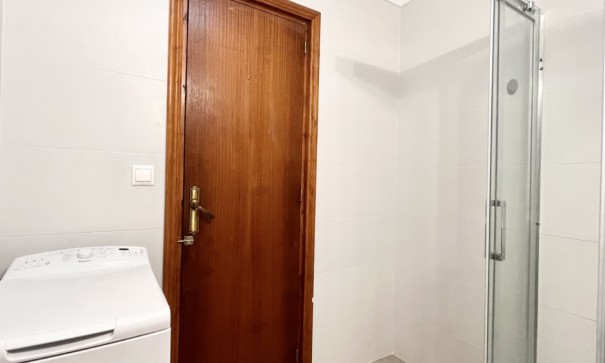 Sprzedaż - Dom miejski -
Torrevieja - La Siesta - El Salado -  Torreta