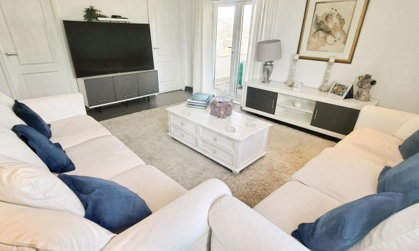 Resale - Freistehende Villa -
Aspe