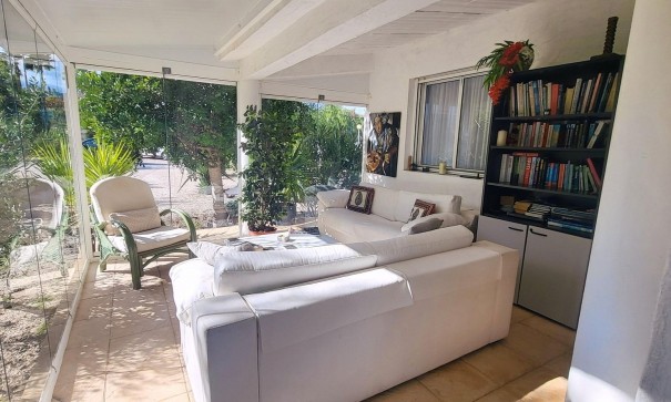 Resale - Freistehende Villa -
Aspe