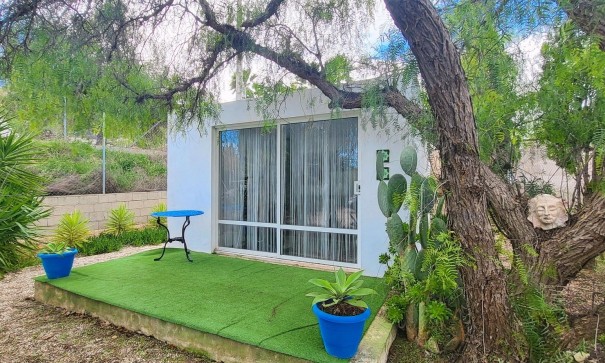 Resale - Freistehende Villa -
Aspe