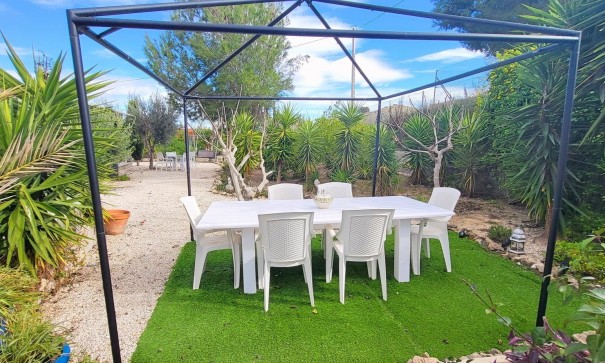 Resale - Freistehende Villa -
Aspe