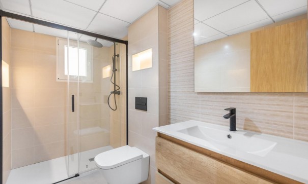 Revente - Appartement -
Torrevieja - La Mata pueblo