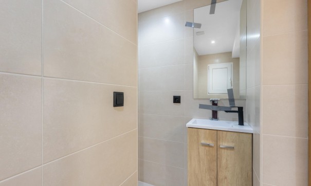 Revente - Appartement -
Torrevieja - La Mata pueblo